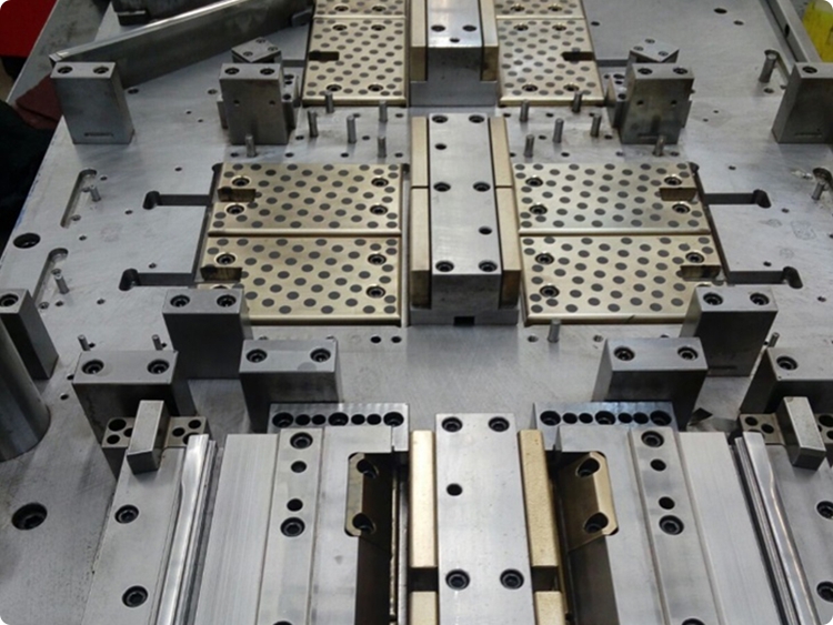 troqueles Cambio de ingeniería en Punzones de corte